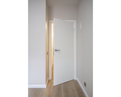 Дверь Belwooddoors Межкомнатная дверь Arvika глухая Эмаль жемчуг Дверь Belwooddoors Межкомнатная дверь Arvika глухая Эмаль жемчуг