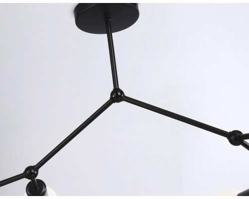 Подвесная люстра Ambrella light Traditional TR8036
