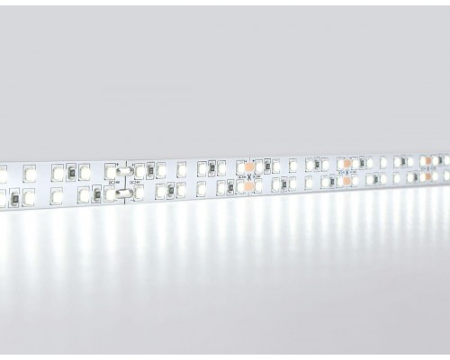 Светодиодная лента Ambrella Light 24W/m 240LED/m 2835SMD холодный белый 5M GS3703 Светодиодная лента Ambrella Light 24W/m 240LED/m 2835SMD холодный белый 5M GS3703