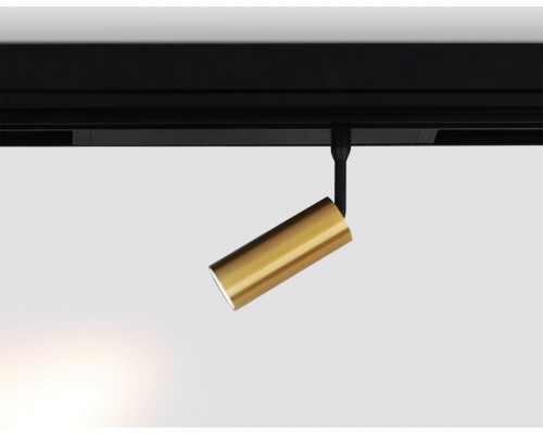 Трековый светодиодный светильник Ambrella Light Track System Magnetic 220V GL1203 Трековый светодиодный светильник Ambrella Light Track System Magnetic 220V GL1203