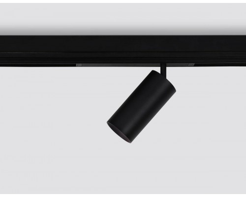 Трековый светодиодный светильник Ambrella Light Track System Magnetic 220V GL1232 Трековый светодиодный светильник Ambrella Light Track System Magnetic 220V GL1232