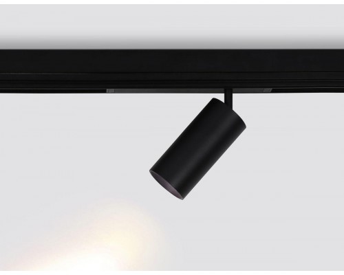 Трековый светодиодный светильник Ambrella Light Track System Magnetic 220V GL1232 Трековый светодиодный светильник Ambrella Light Track System Magnetic 220V GL1232
