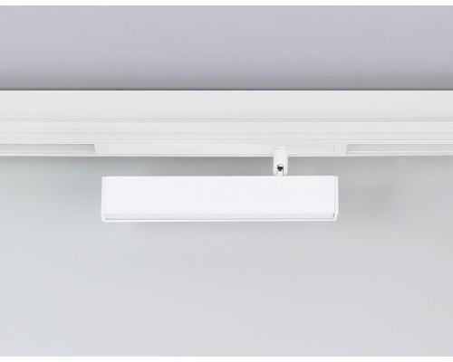 Трековый светодиодный светильник Ambrella Light Track System Magnetic 220V GL1321 Трековый светодиодный светильник Ambrella Light Track System Magnetic 220V GL1321