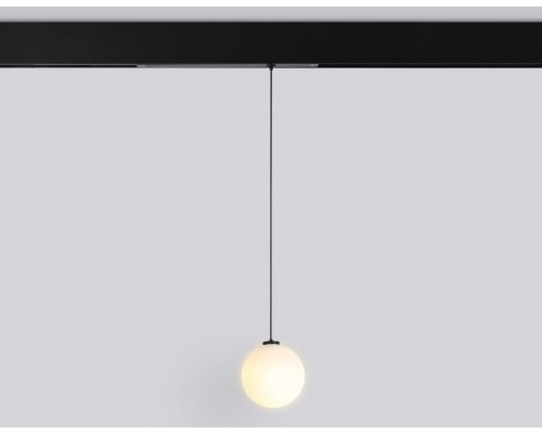 Трековый светодиодный светильник Ambrella Light Track System Magnetic 220V GL1442 Трековый светодиодный светильник Ambrella Light Track System Magnetic 220V GL1442