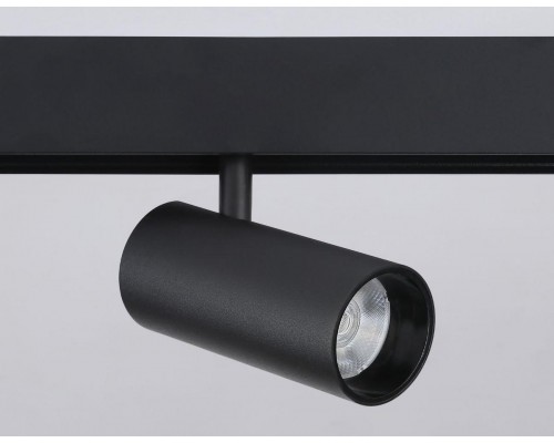 Трековый светодиодный светильник Ambrella light Track System Magnetic GL3833 Трековый светодиодный светильник Ambrella light Track System Magnetic GL3833