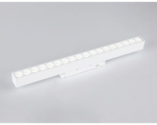 Трековый светодиодный светильник Ambrella light Track System Magnetic GL4028 Трековый светодиодный светильник Ambrella light Track System Magnetic GL4028