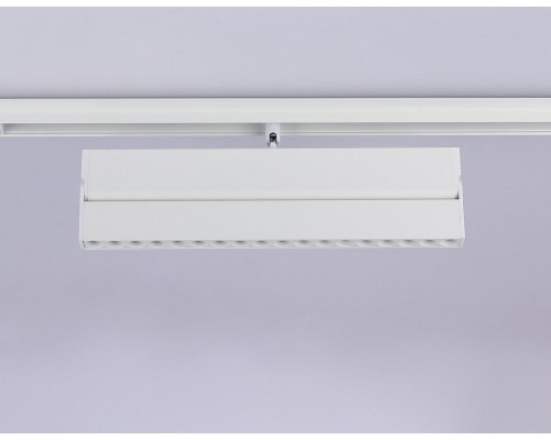 Трековый светодиодный светильник Ambrella light Track System Magnetic GL4080 Трековый светодиодный светильник Ambrella light Track System Magnetic GL4080