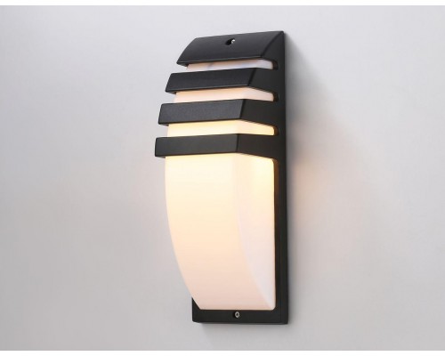 Уличный настенный светильник Ambrella light Garden ST5202 Уличный настенный светильник Ambrella light Garden ST5202